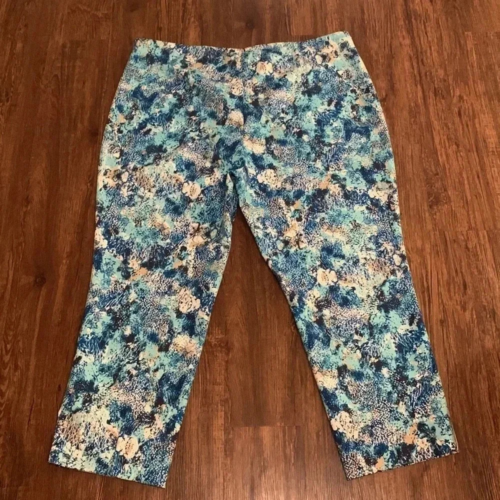 ZOZO Floral Pants Classic Ankle Pants Women’s Size 22 NWT - Picture 2 of 10